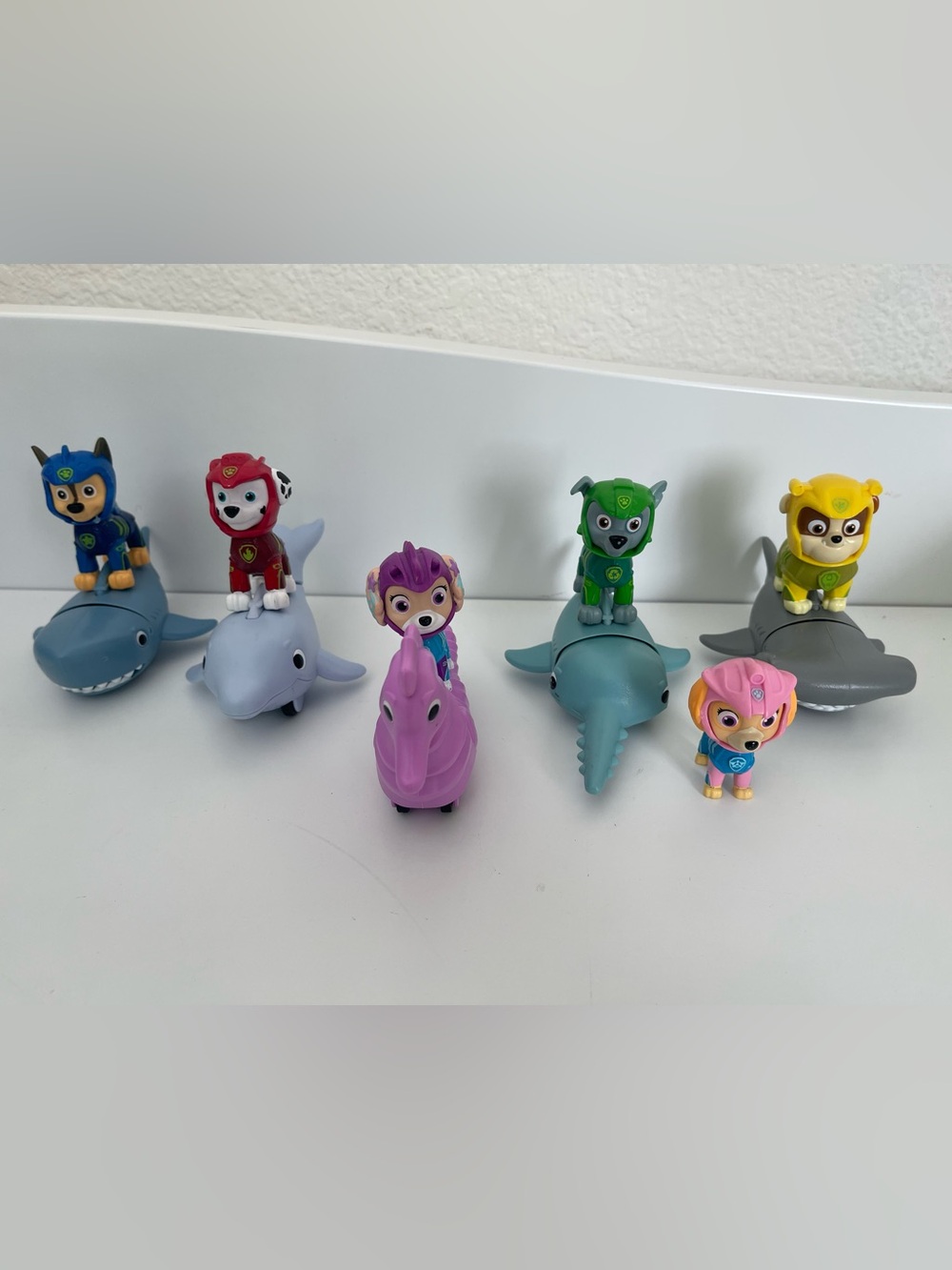 Paw Patrol Aqua Pup Figures and Sea Creatures Including Coral and Sea Horse